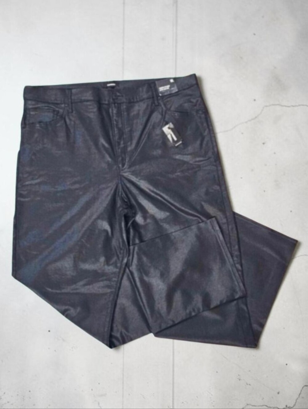 EXPRESS | MODERN STRAIGHT SUPER HIGH-RISE SHINED BLACK JEANS NWT!